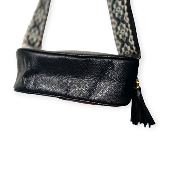 "The Sunday Bruncher" Black Russian Camera Style Crossbody Bag - Picture 9 of 16